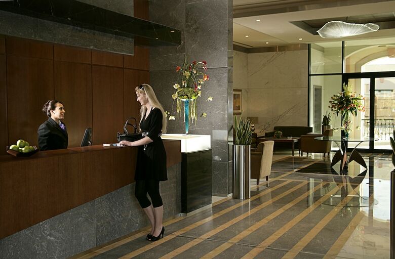 Hotel Al Ain Rotana
