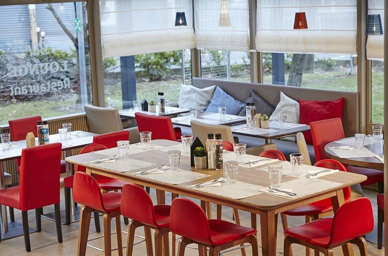 Hotel H�tel Campanile Argenteuil