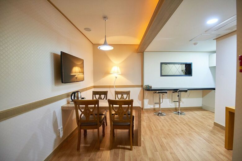 Shin Shin Hotel