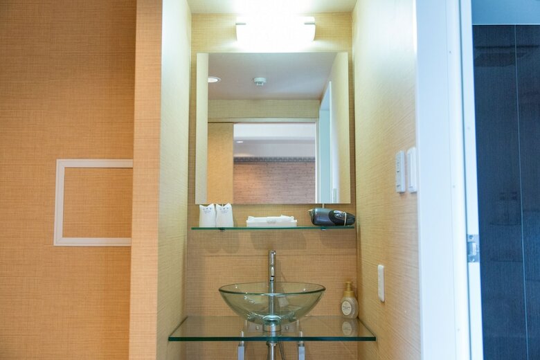Uehonmachi Plaza Hotel - Adult Only