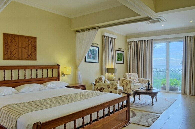 Sovereign Hotel