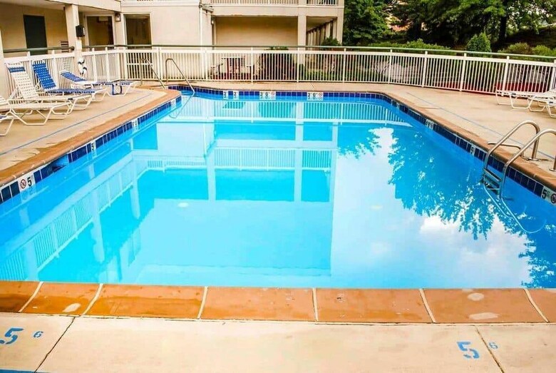 Hotel Super 8 By Wyndham New Cumberland
