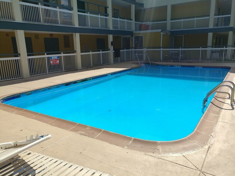 Hotel Super 8 By Wyndham New Cumberland