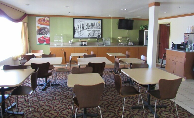 Hotel Super 8 By Wyndham New Cumberland