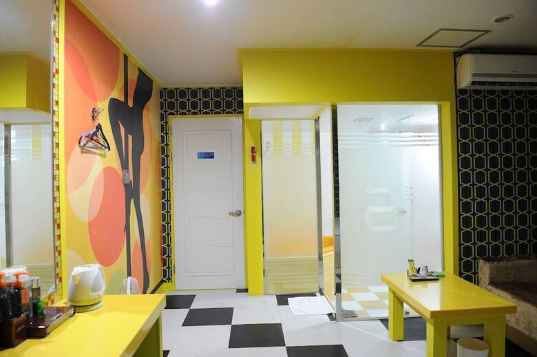 Hotel S Motel