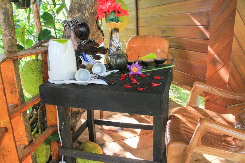 Hotel Lake View Tree House