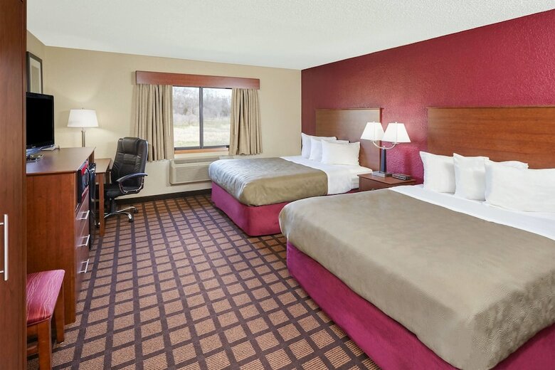Hotel Americinn By Wyndham Burlington