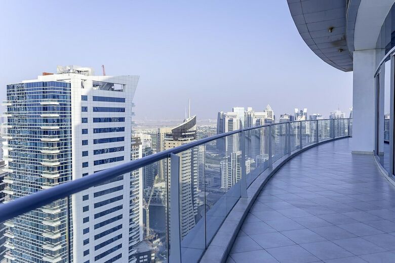 Hotel One Perfect Stay - 2br At Trident Grand