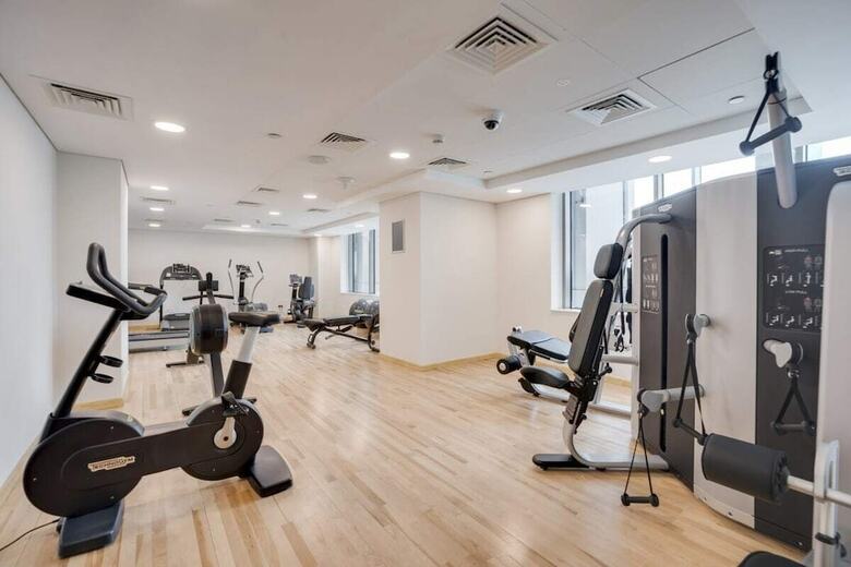 Apartamento Modern En-suite Flat W/ Dubai Marina View!