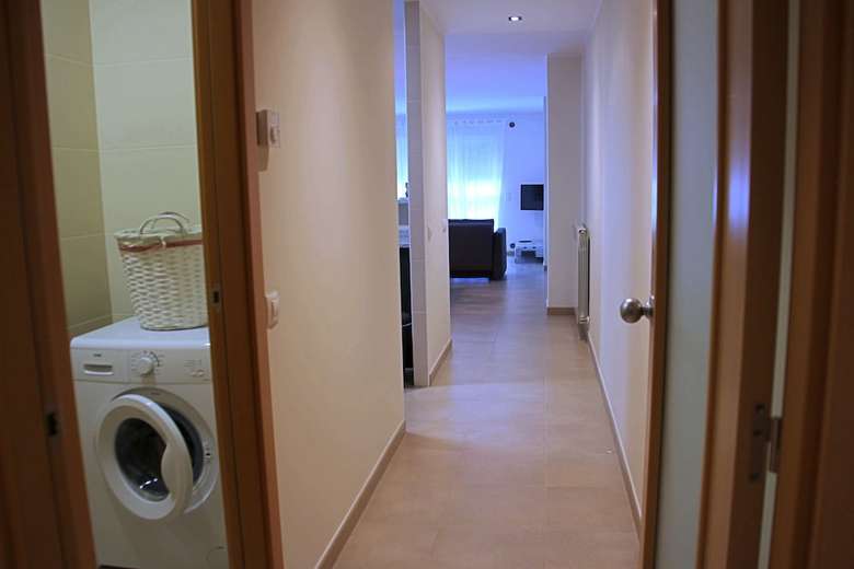 Apartamentos Vitivola Prat Condal 4-6 4t 2a