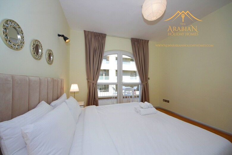 New Arabian Holiday Homes Jvc Villa