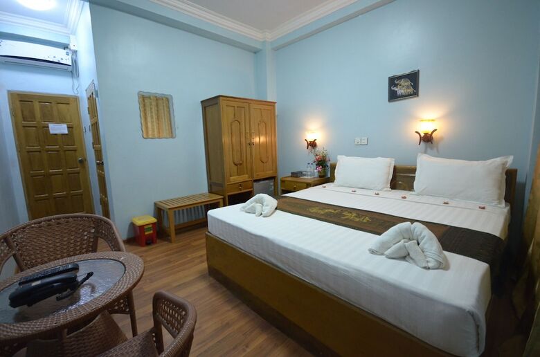 Inlay Palace Hotel