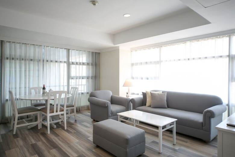 Hotel Infinity Tower Suites
