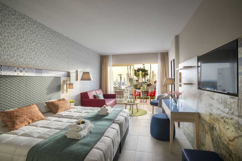 Hotel Leonardo Laura Beach & Splash Resort - All Inclusive
