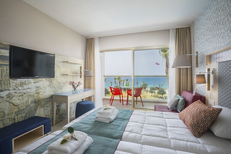 Hotel Leonardo Laura Beach & Splash Resort - All Inclusive