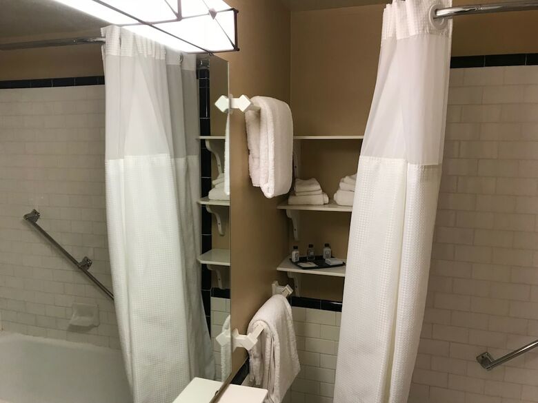 Hotel Mountain Lake Lodge