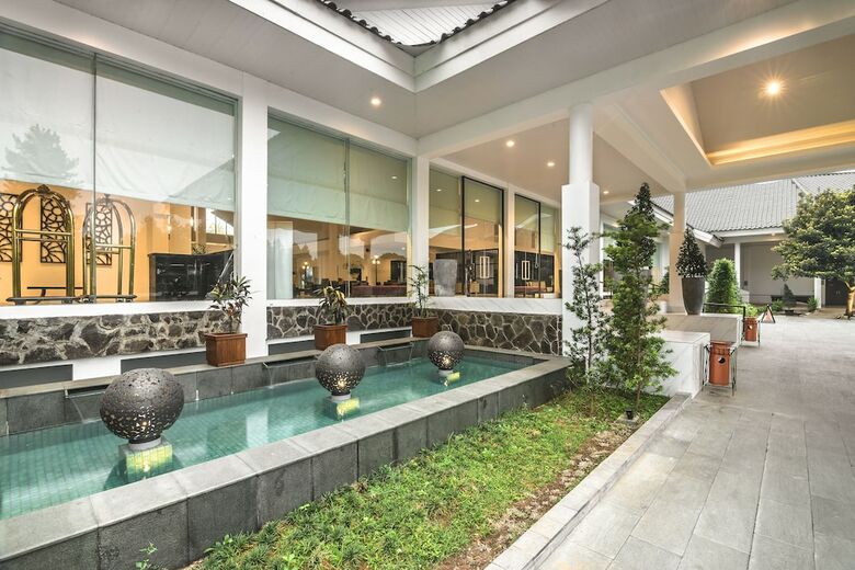 Apartamento Lido Lake Resort By Mnc Hotel