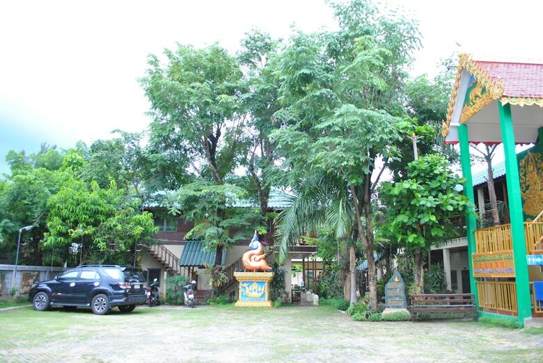 Hotel Golden Triangle Palace