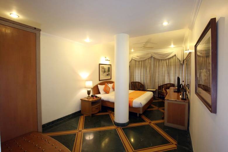 Oyo 1100 Hotel Kwality Regency