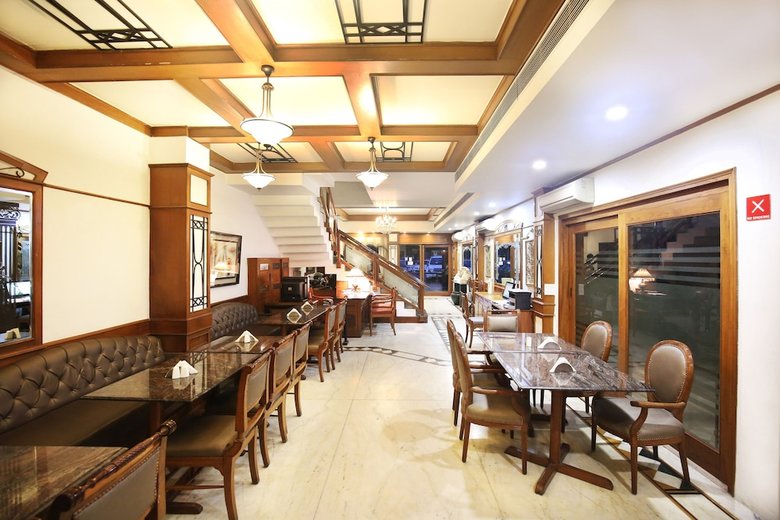 Oyo 1100 Hotel Kwality Regency
