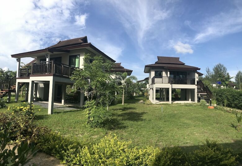 Hotel The Hip Resort @ Khao Lak