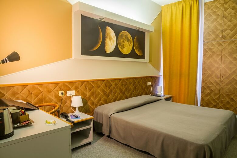 Hotel Italia