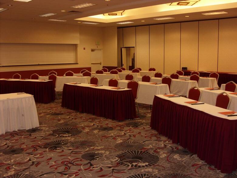 Crowne Plaza Hotel Sacramento Northeast