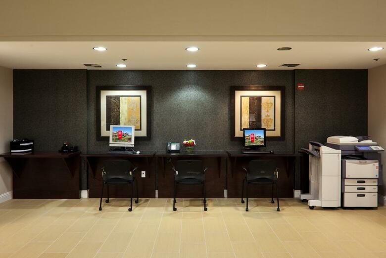 Crowne Plaza Hotel Sacramento Northeast