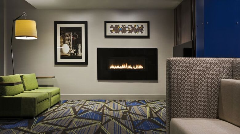 Hotel Holiday Inn Express & Suites Medina