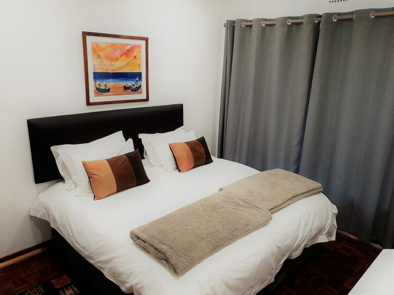 Moonflower Cottages