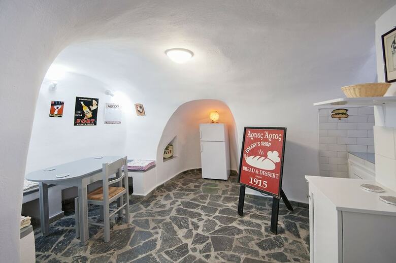 Hotel Roubeti Village