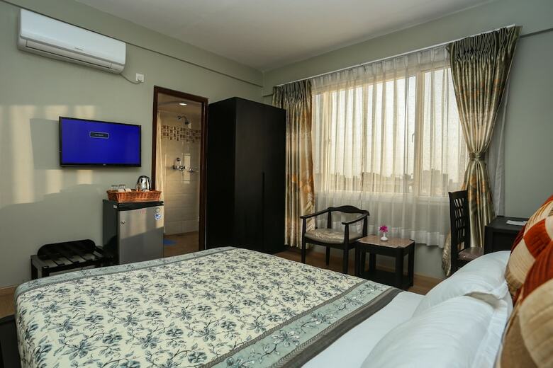 Hotel Nirvana Home