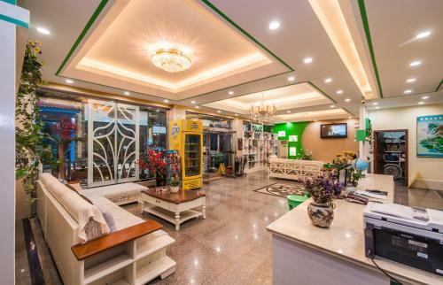 Shanshen Hotel