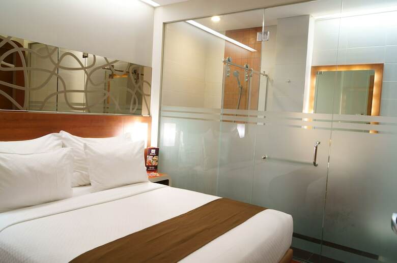 Citihub Hotel @mayjend Sungkono, Surabaya