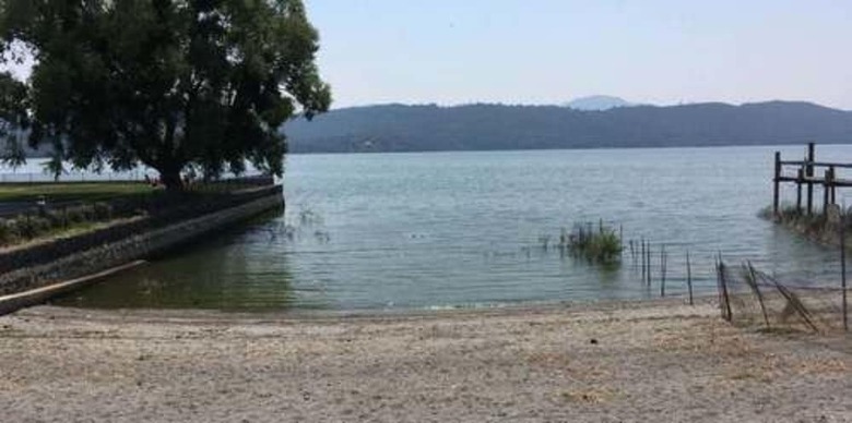 Clear Lake Cottages & Marina