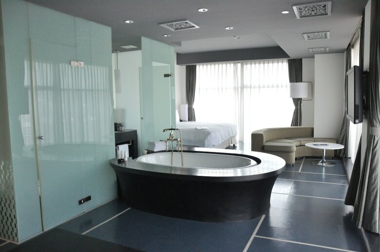 Grand Mercure Shanghai Century Park Hotel
