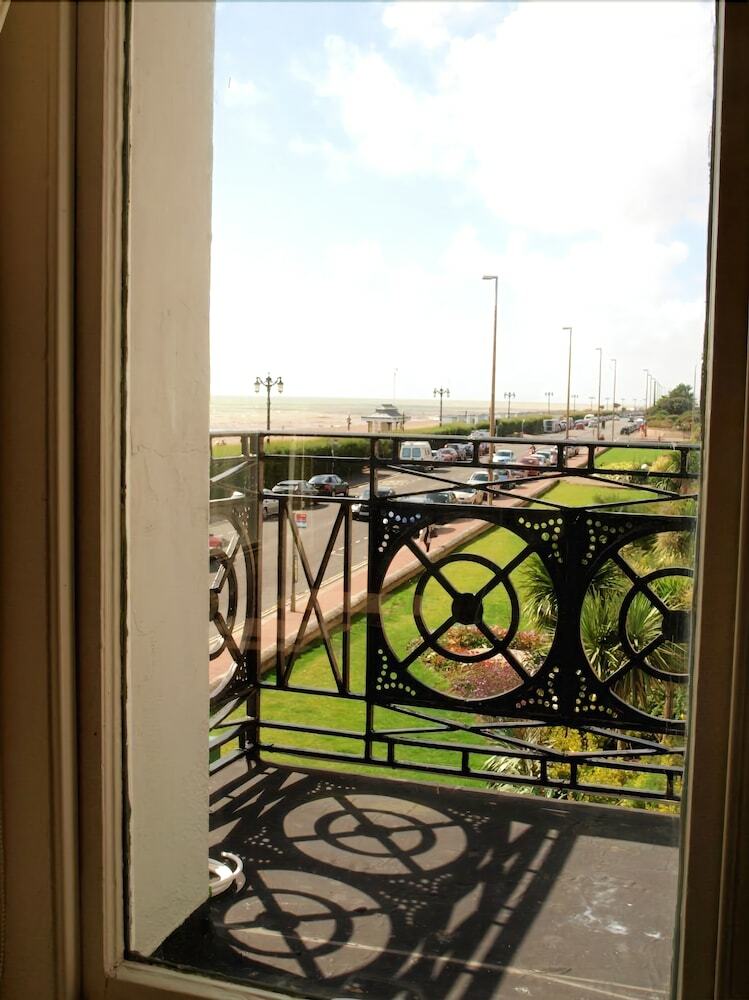 Posada The Burlington Hotel