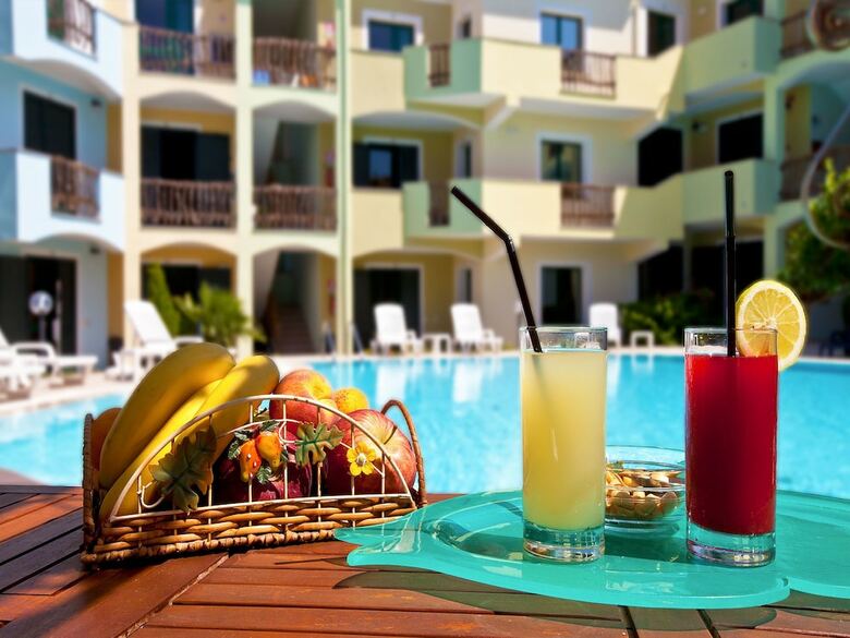 Ariadimari Hotel