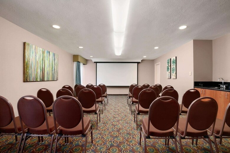 Hotel Hampton Inn Cadillac