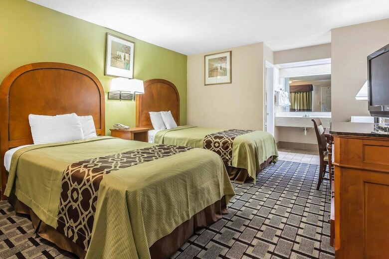 Hotel Rodeway Inn