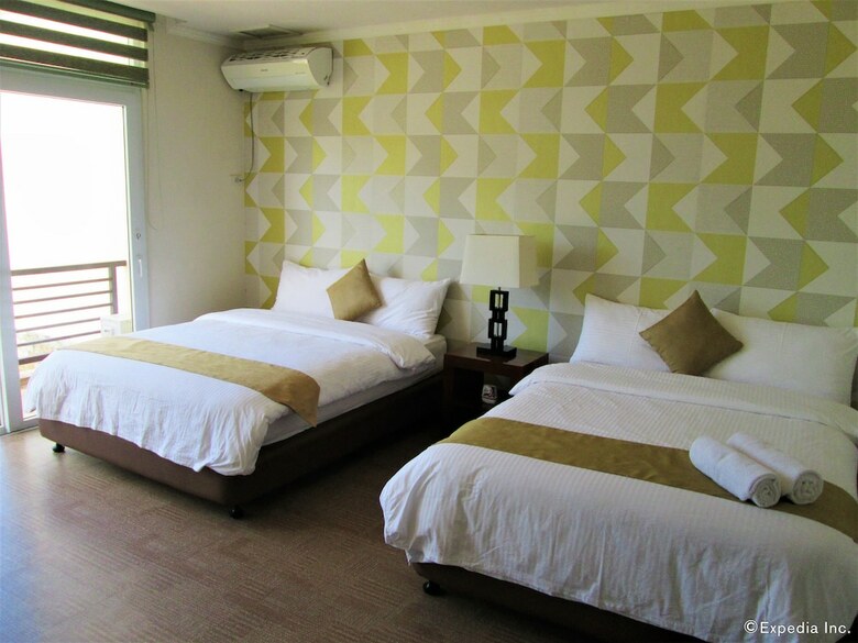 Lohas Airport Hotel