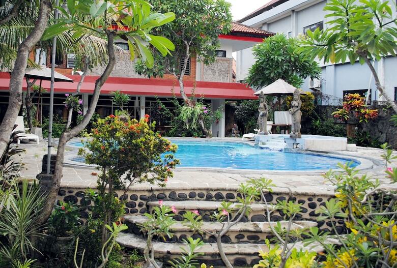Warna Kedaton Hotel And Meeting