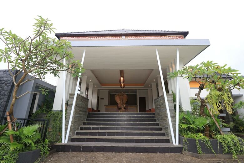 Villa Garden Umah D'kampoeng