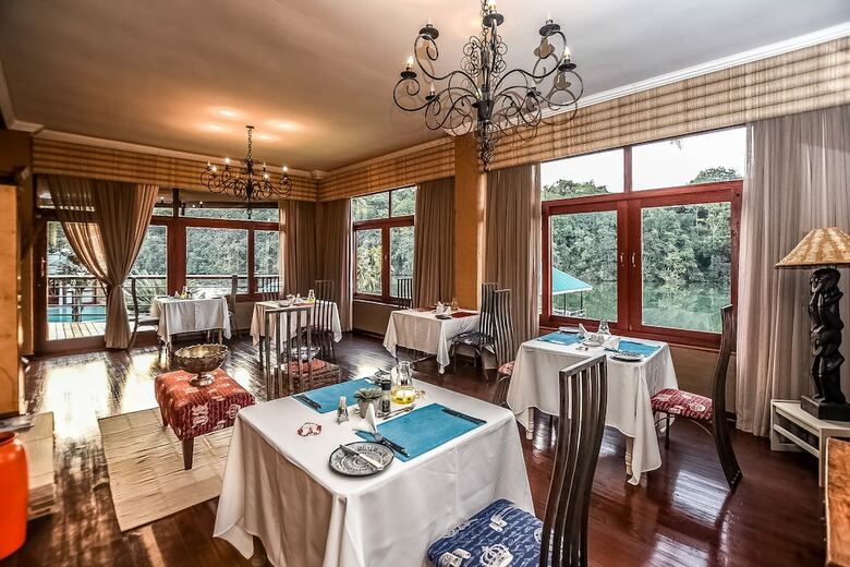 Posada Bambuu Lakeside Lodge