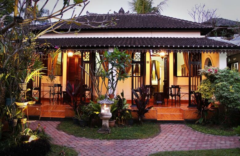 Hotel Guru Ratna Homestay