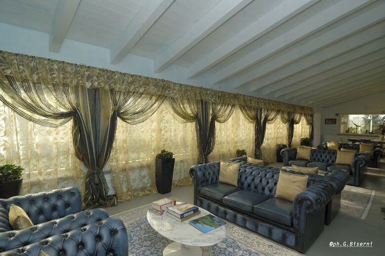Hotel Relais Villa Roncuzzi