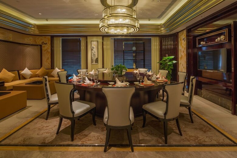 Howard Johnson Jinyi Hotel Chongqing