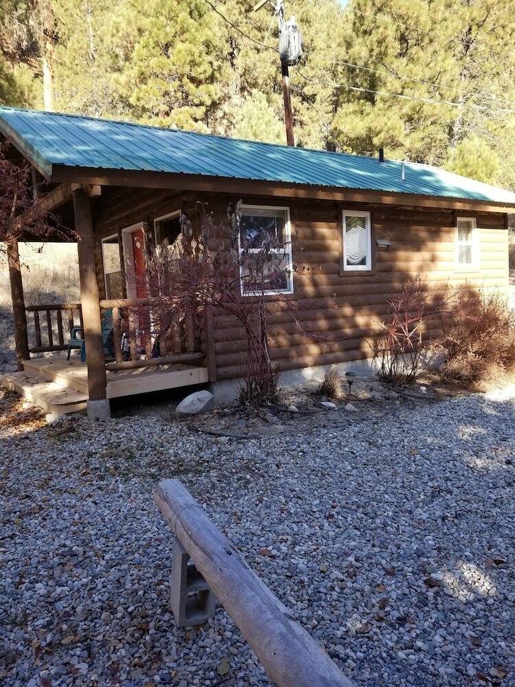 Motel Sourdough Lodge