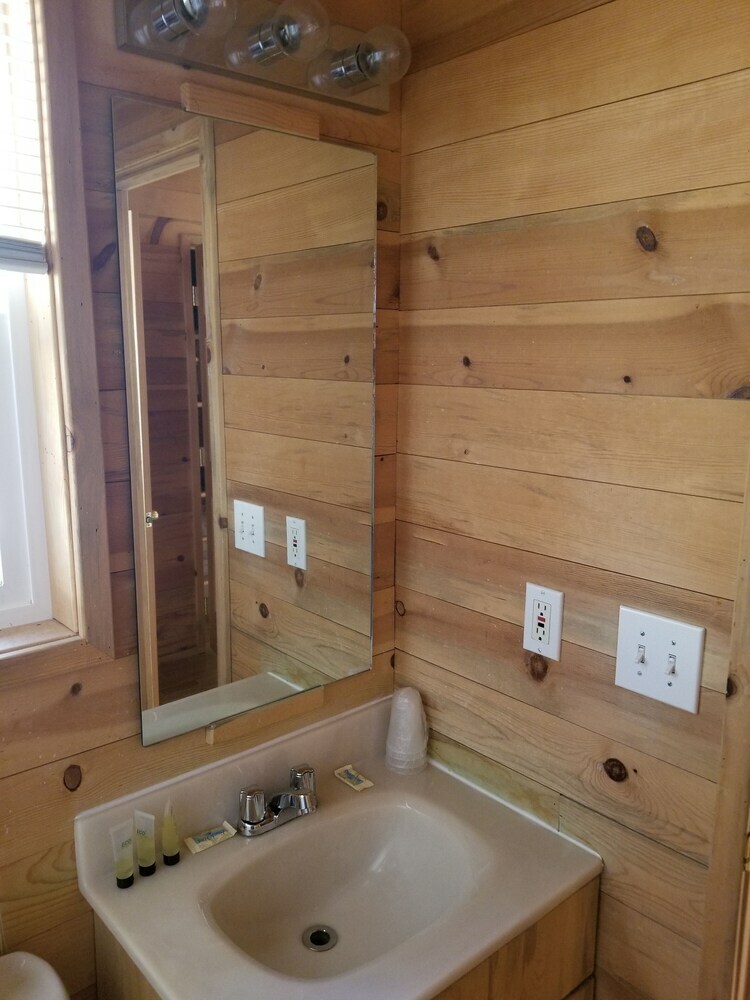 Motel Sourdough Lodge
