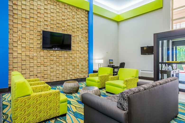 Hotel Quality Inn Northeast